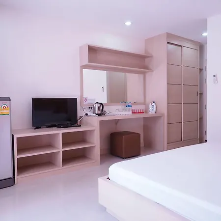 Baan Mek Mok Apartment