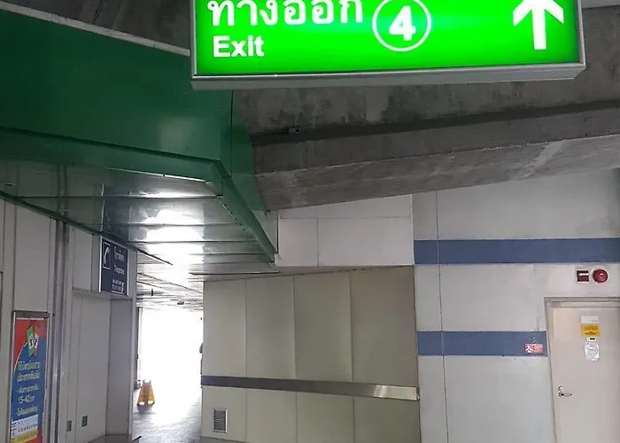 Baan Mek Mok 公寓 曼谷
