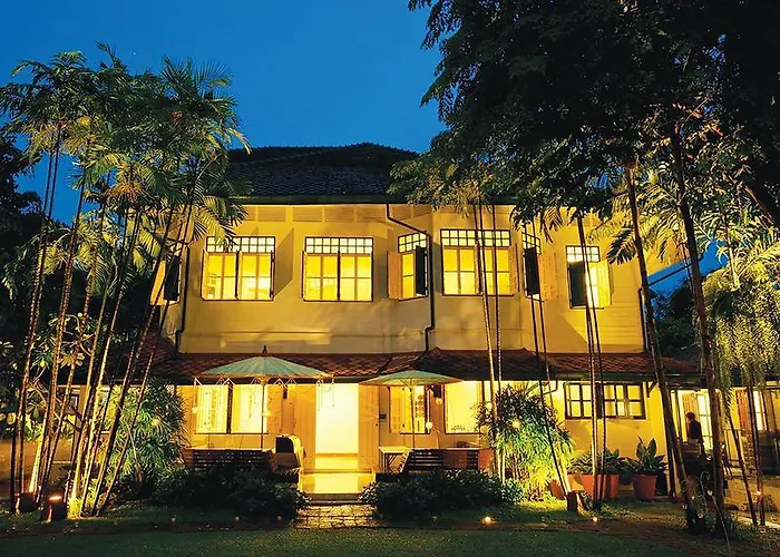 Apartment Baan Mek Mok